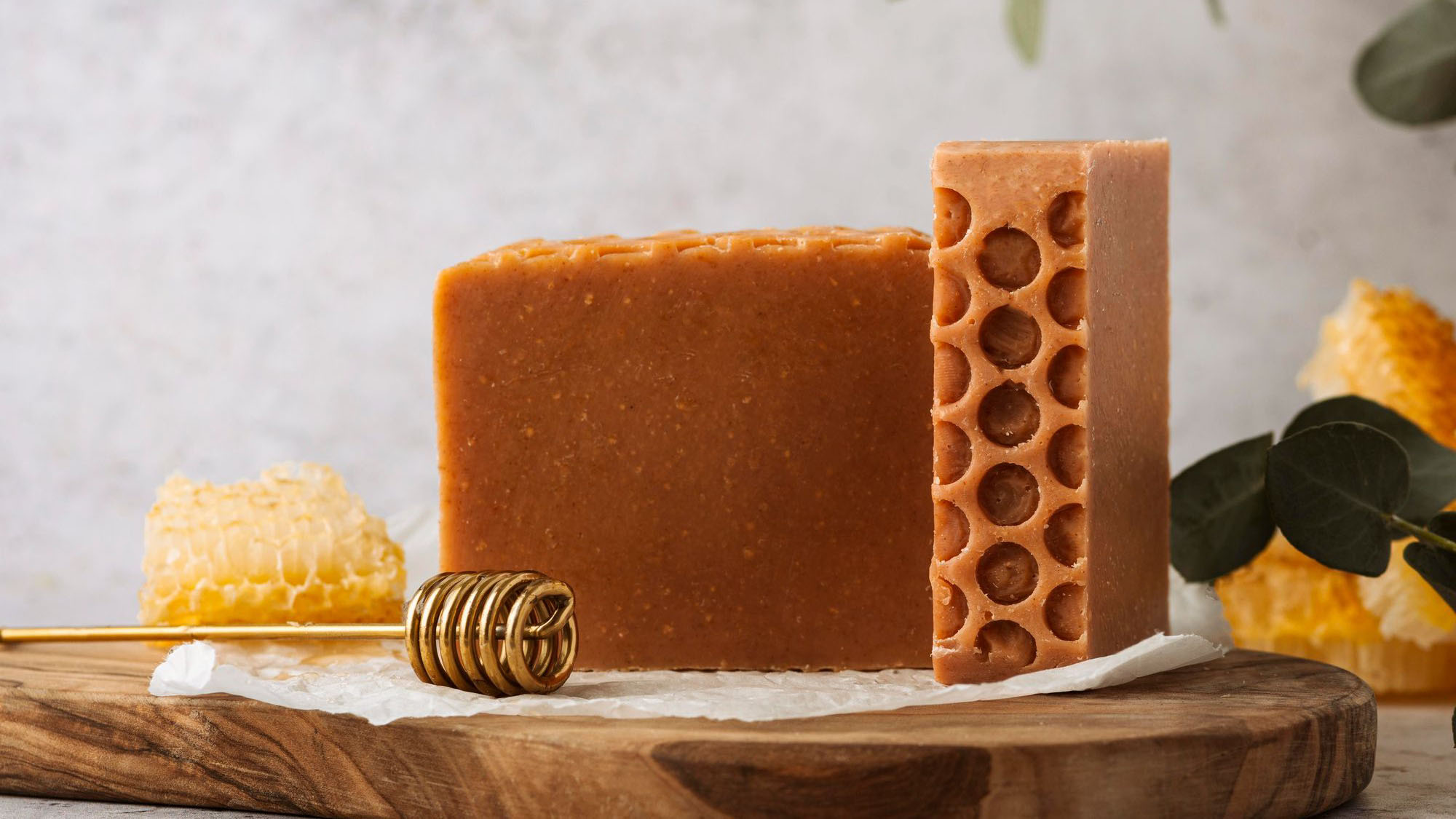 soap-honey-comb-arrangement_compressed